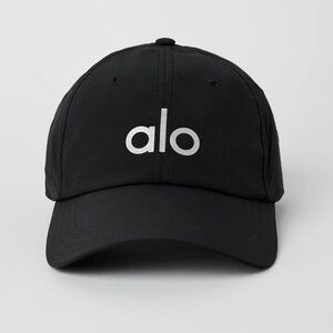 NWT - OFF-DUTY CAP - BLACK alo yoga